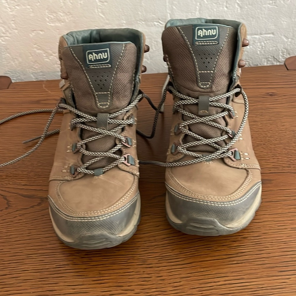 Ahnu brown ankle hiking boots size 5.5 women’s waterproof
